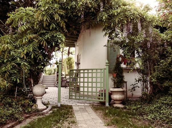 Ambiente Wohnen Im Garten * Bad Sobernheim